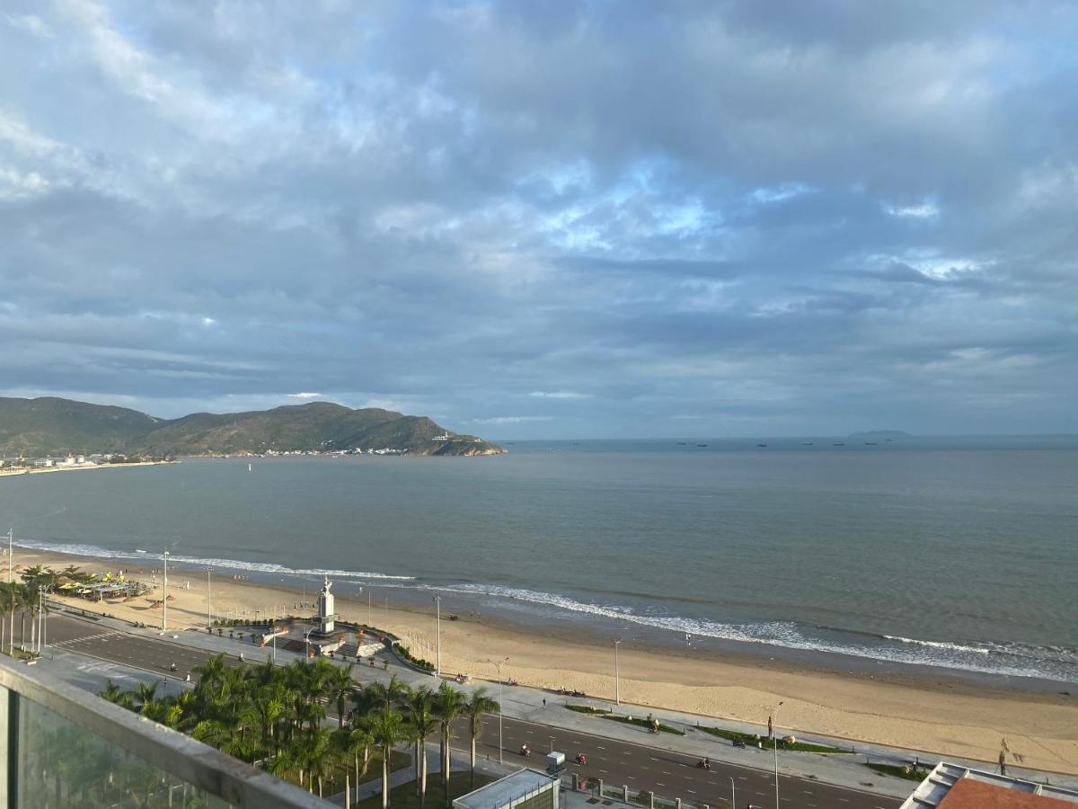 Tms Quy Nhon - Roshi Apartment & Homestay Ocean View Esterno foto